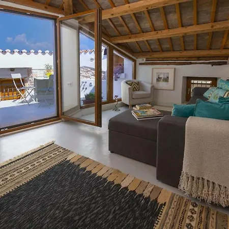 Hébergement de vacances Boutique In With Roof Terrace