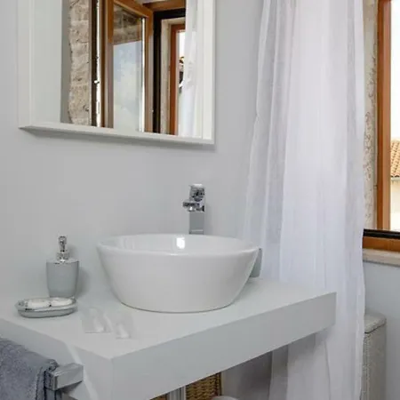 Boutique In With Roof Terrace Holiday home